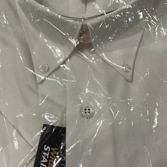 Van Heusen wrinkle free short sleeve button down shirt NWT - Picture 5 of 5